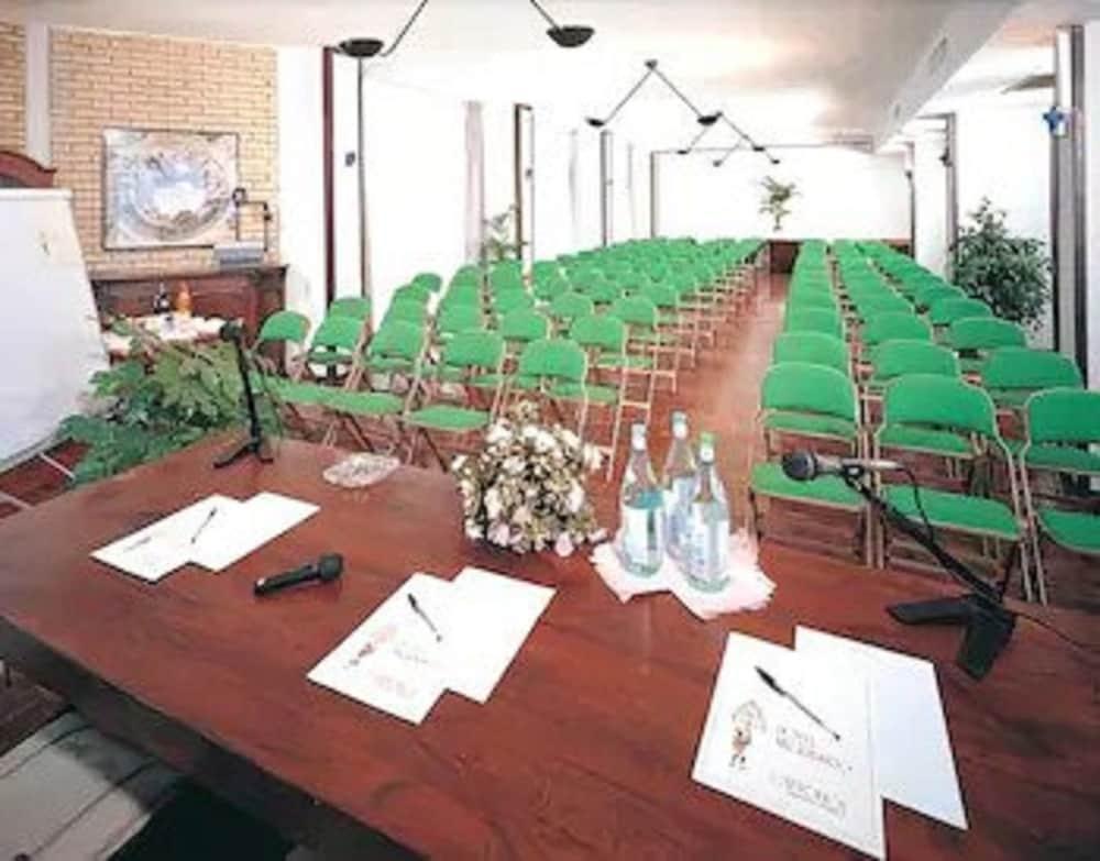 Hotel Negresco Cattolica Luaran gambar